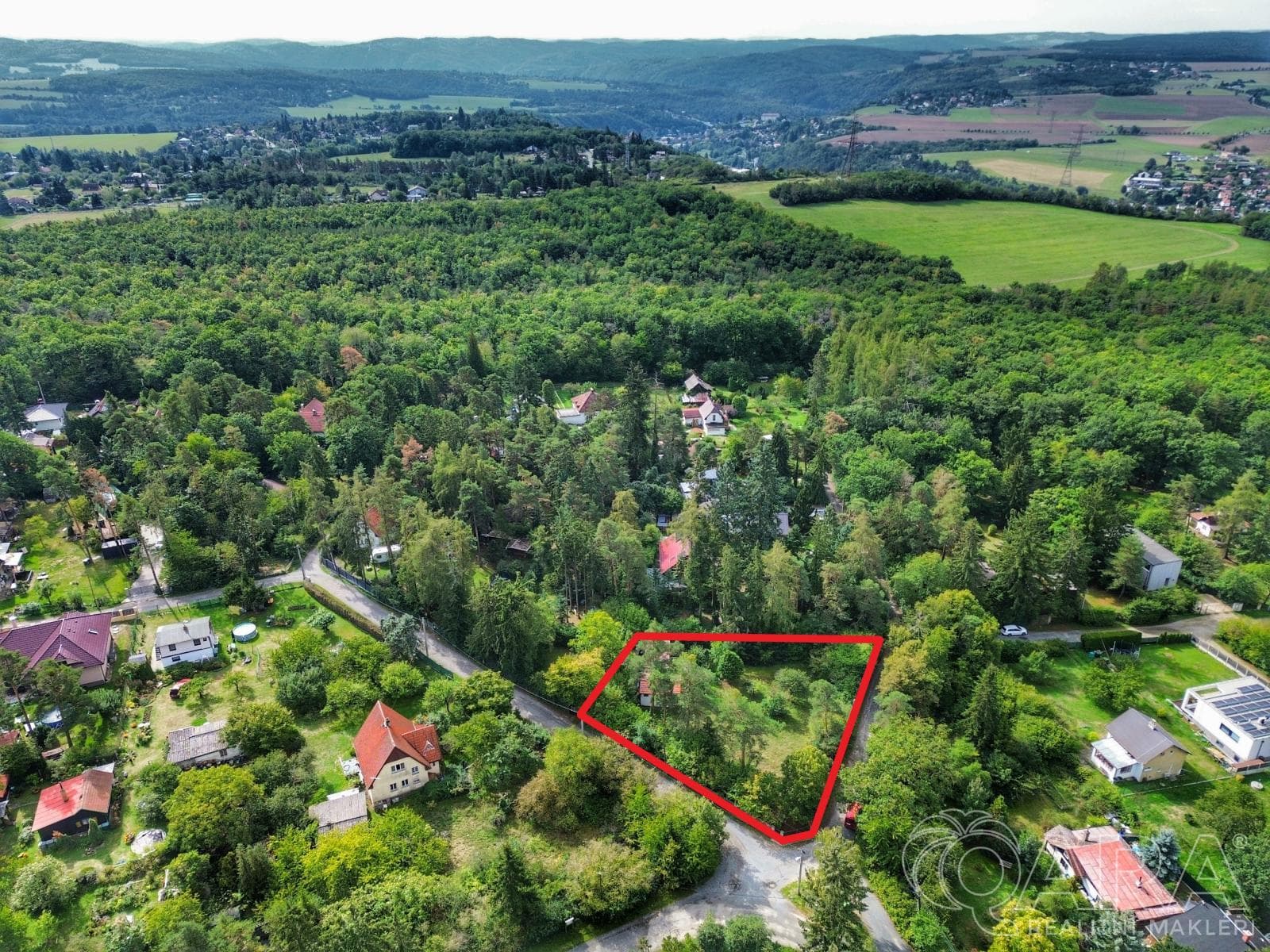Prodej stavebního pozemku 1311 m² V Lísku, Březová-Oleško - Březová