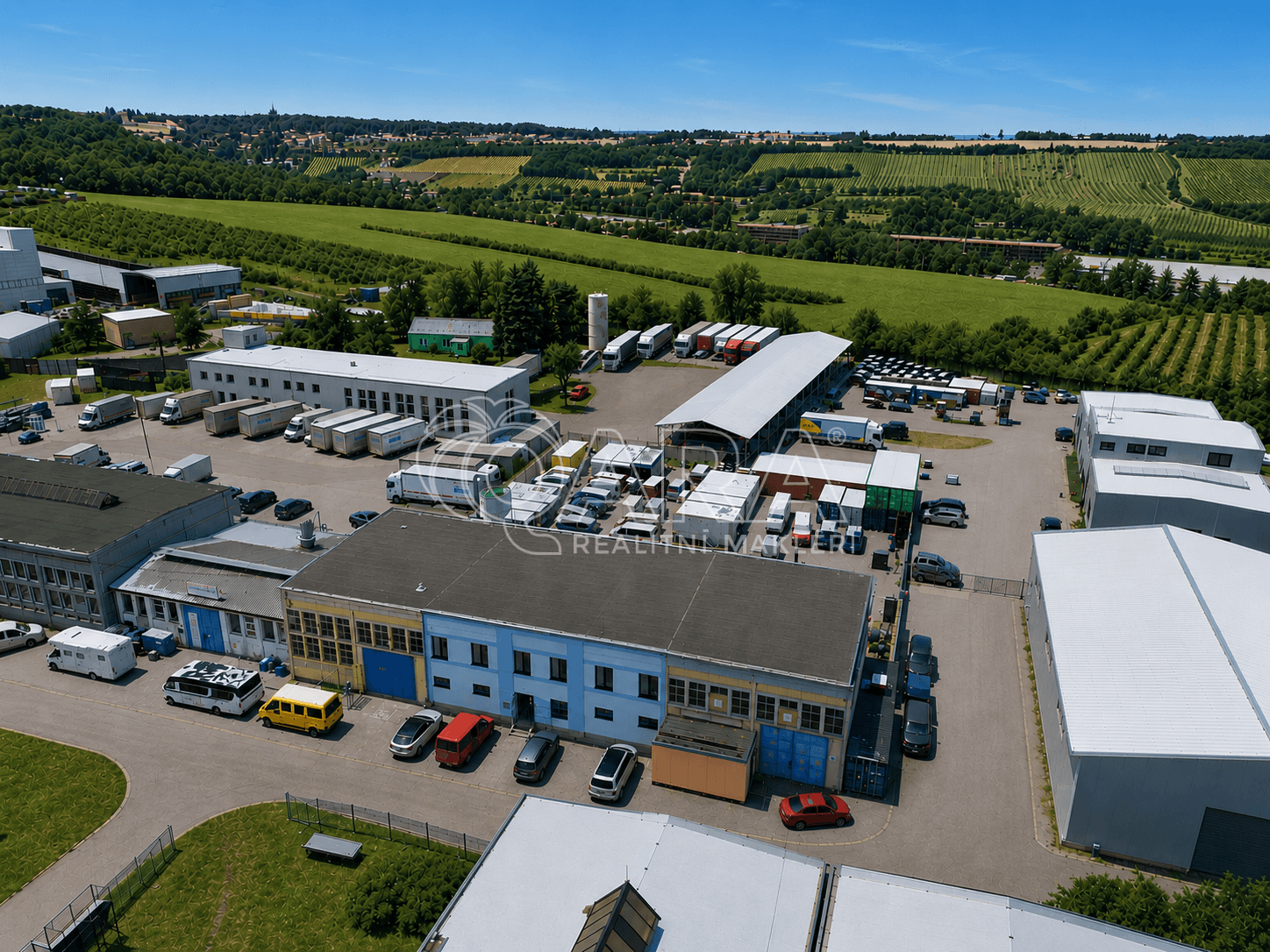 Prodej komerčního prostoru 665 m², pozemek 1589 m², Pražská, Slaný