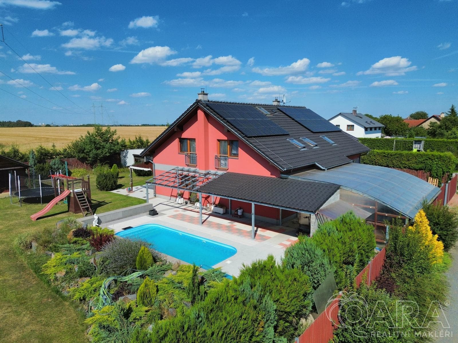 Prodej rodinného domu 6+kk s výjimečným zázemím 270 m², pozemek 2175 m², Libeř - Libeň