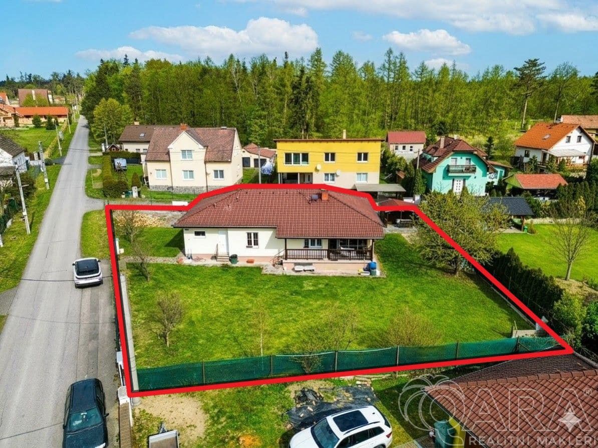 Prodej rodinného domu 140 m², pozemek 1068 m², Krásný život, Stará Huť